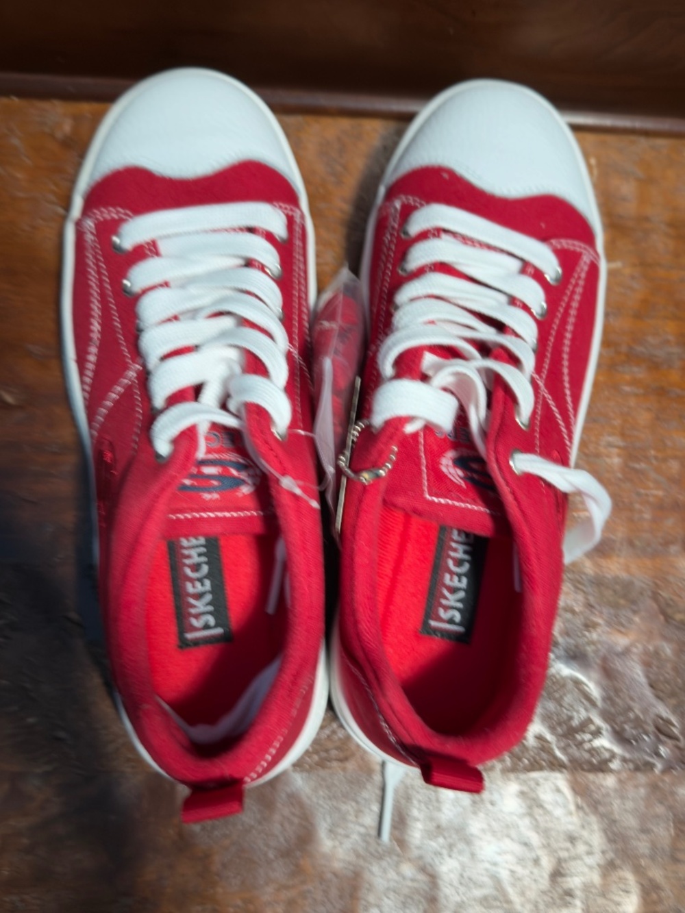 Red Skechers Size 8 Women's
